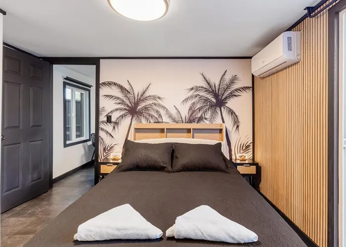 Wellness Solas And Crescendo * Phoenix